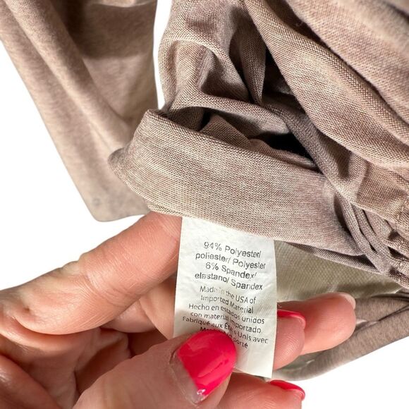 Beyond Yoga Chai Tan Featherweight Inner Circle Pullover Long Sleeve Top - Picture 8 of 10